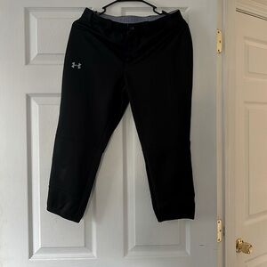 Size small black softball pants. Really good condition.